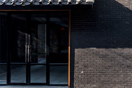Storefront Glass Installers in Southwest Edmonton